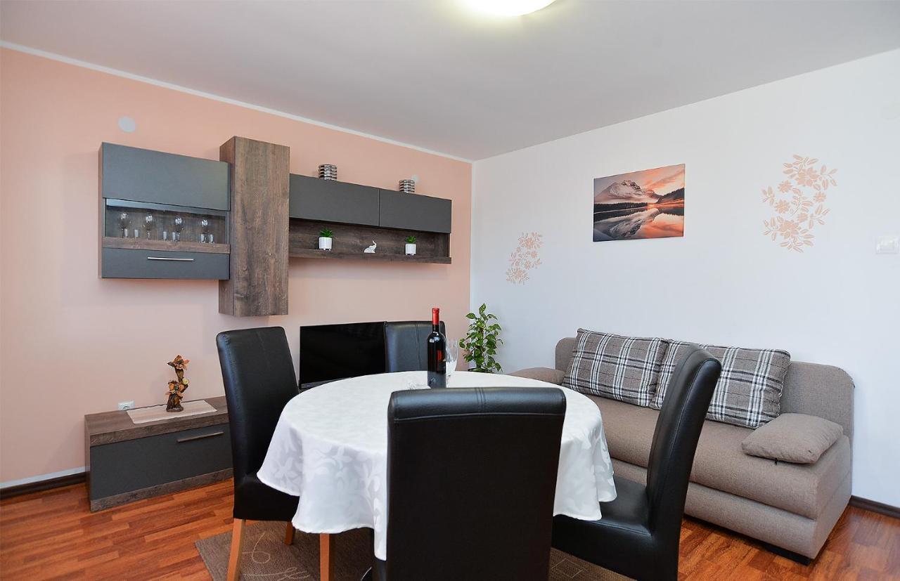 Apartments Milka 2074 Poreč Exteriér fotografie