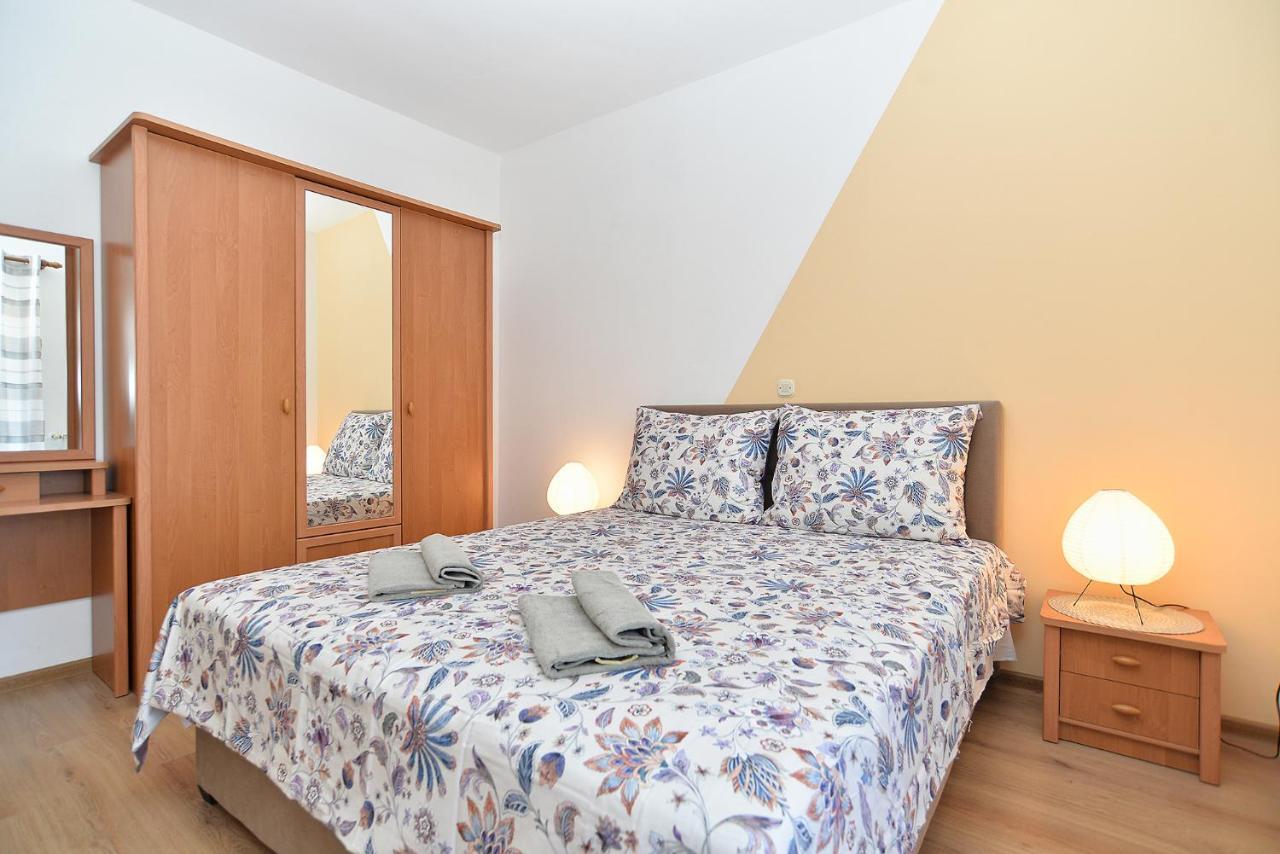 Apartments Milka 2074 Poreč Exteriér fotografie